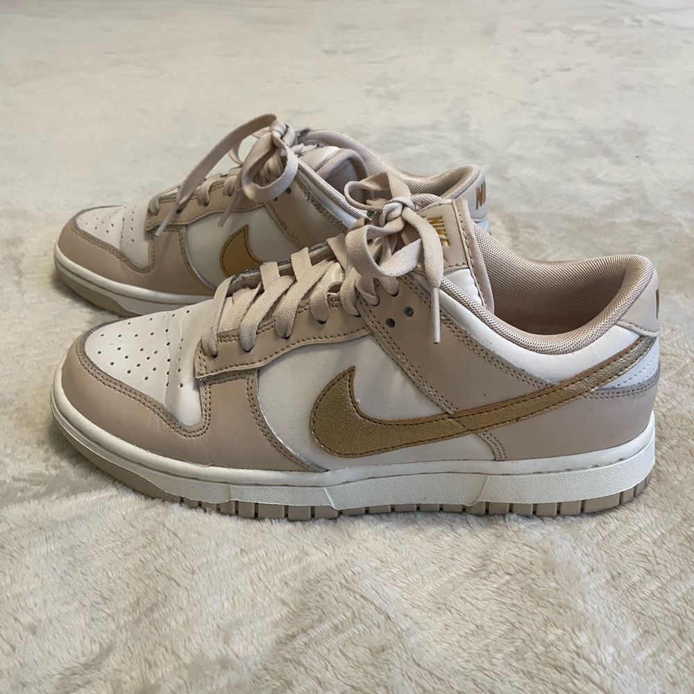 Nike Women's Sneakers in Beige and Gold